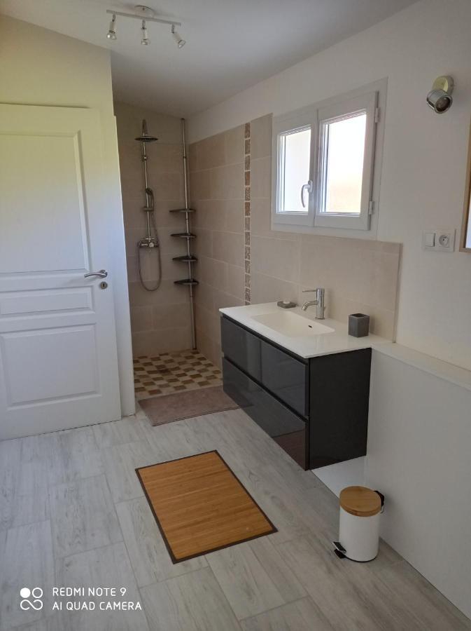 Agreable Appartement Au Calme Villeneuve  Exteriér fotografie